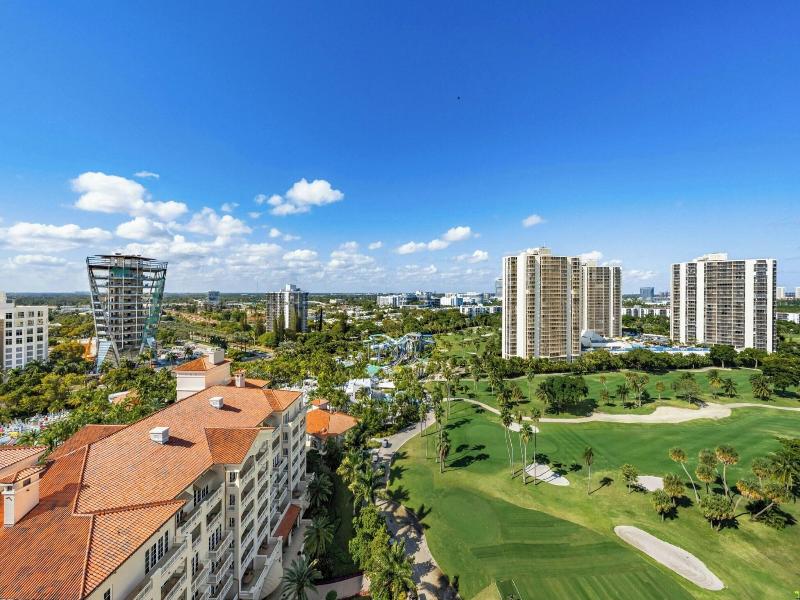 Jw Marriott Miami Turnberry Resort & Spa image