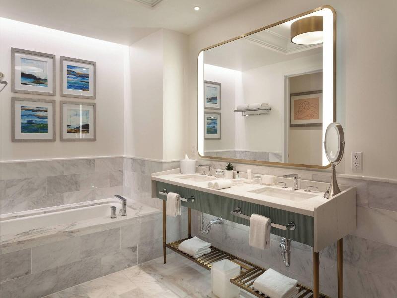 Jw Marriott Miami Turnberry Resort & Spa image