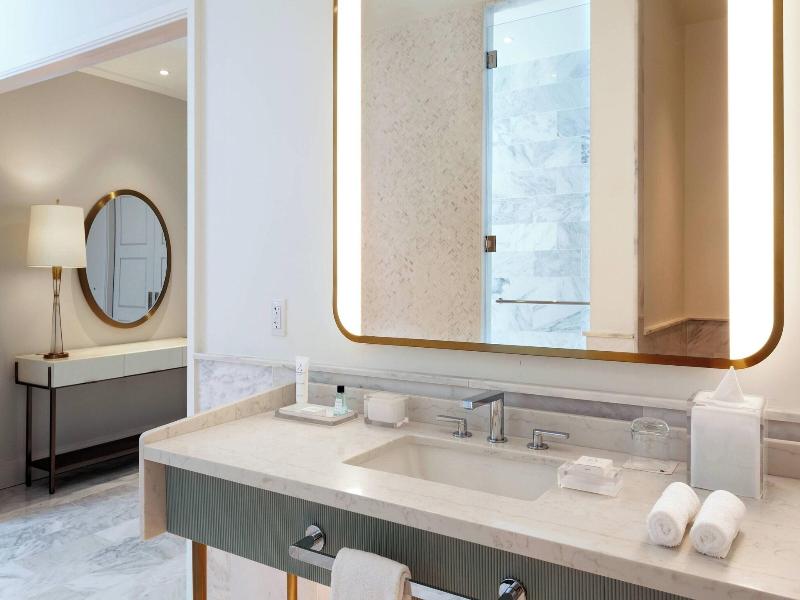 Jw Marriott Miami Turnberry Resort & Spa image