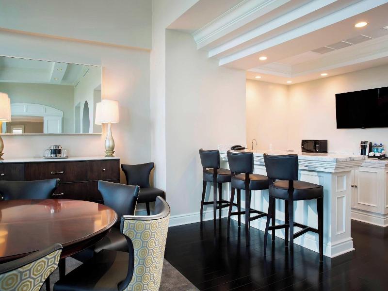 Jw Marriott Miami Turnberry Resort & Spa image