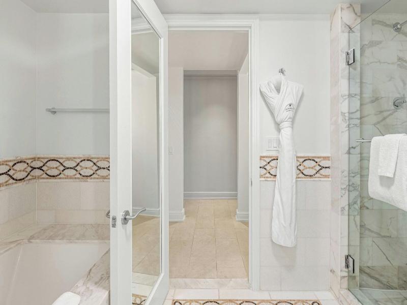 Jw Marriott Miami Turnberry Resort & Spa image