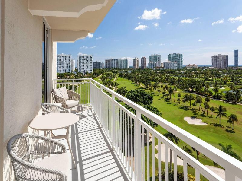 Jw Marriott Miami Turnberry Resort & Spa image