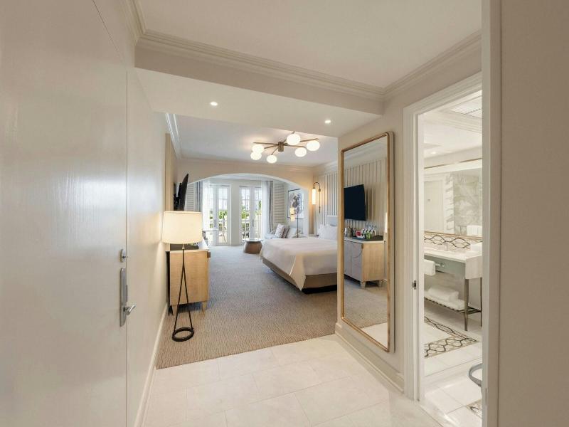 Jw Marriott Miami Turnberry Resort & Spa image
