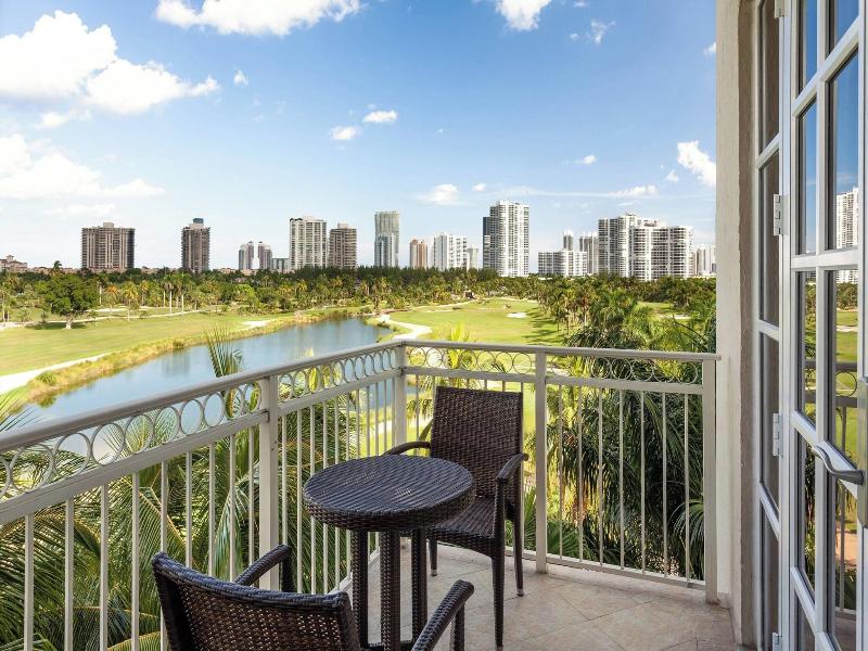 Jw Marriott Miami Turnberry Resort & Spa image