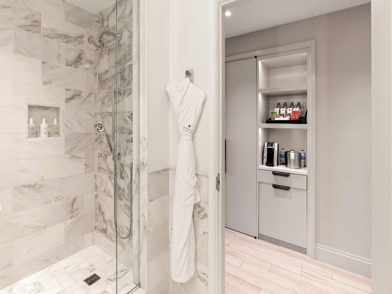 Jw Marriott Miami Turnberry Resort & Spa image