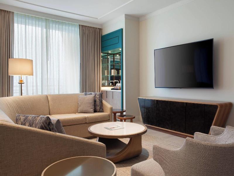Jw Marriott Miami Turnberry Resort & Spa image