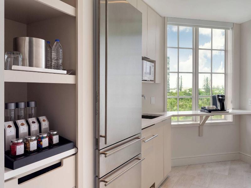 Jw Marriott Miami Turnberry Resort & Spa image