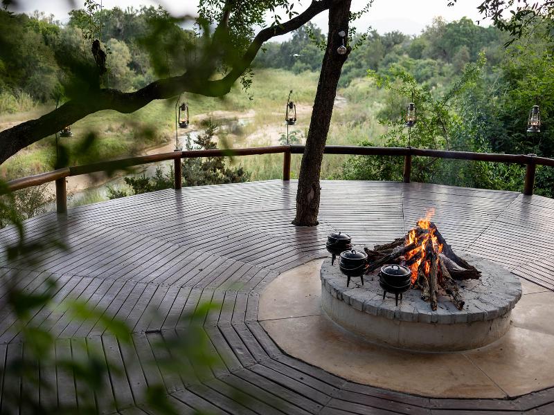 Kuname Safari Lodge image