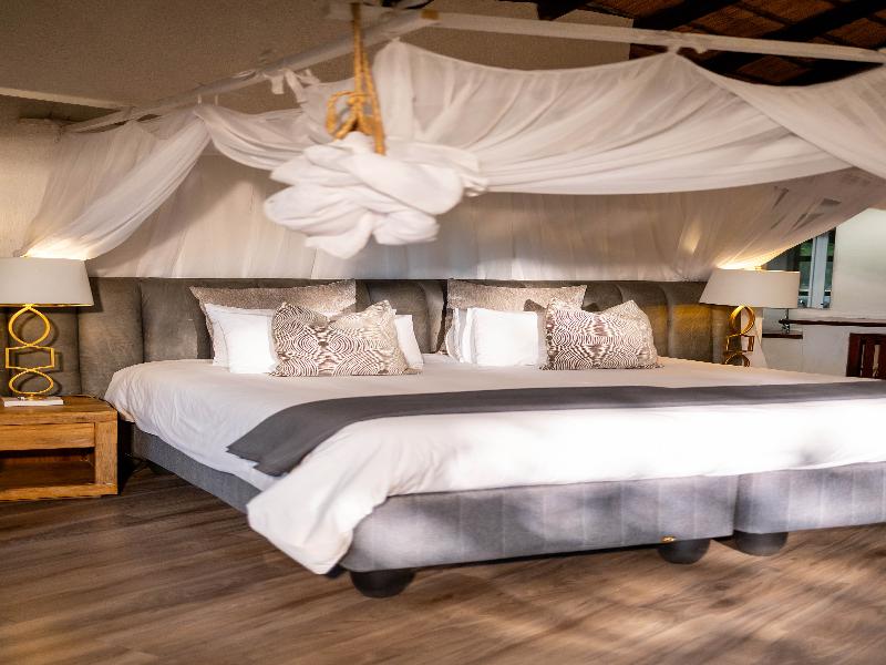 Kuname Safari Lodge image