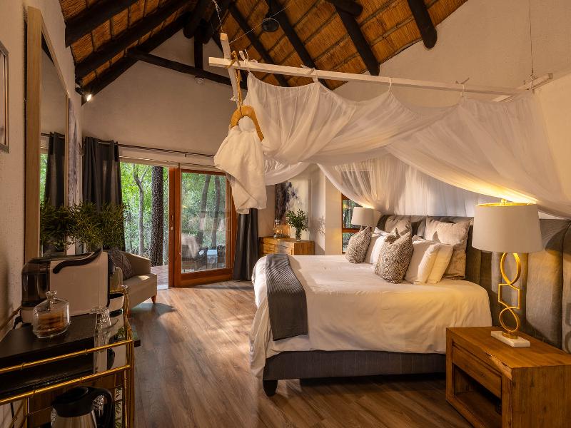 Kuname Safari Lodge image