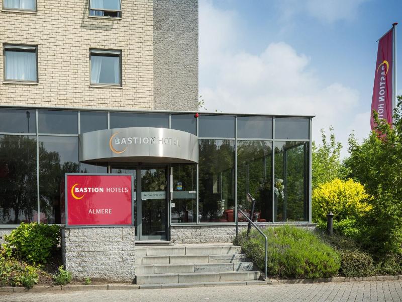 Bastion Hotel Almere image