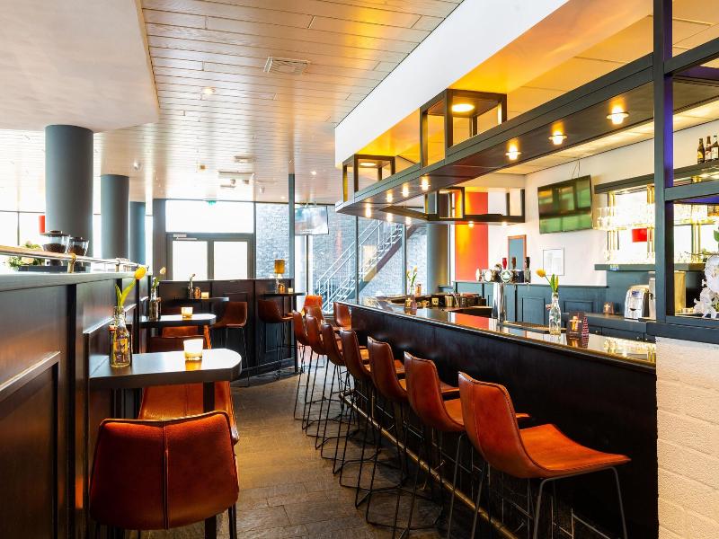 Bastion Hotel Almere image