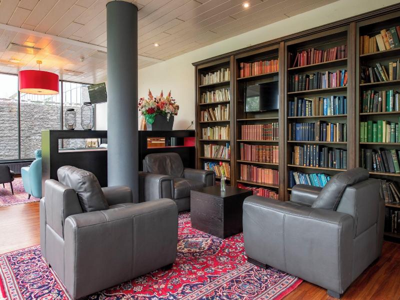 Bastion Hotel Almere image