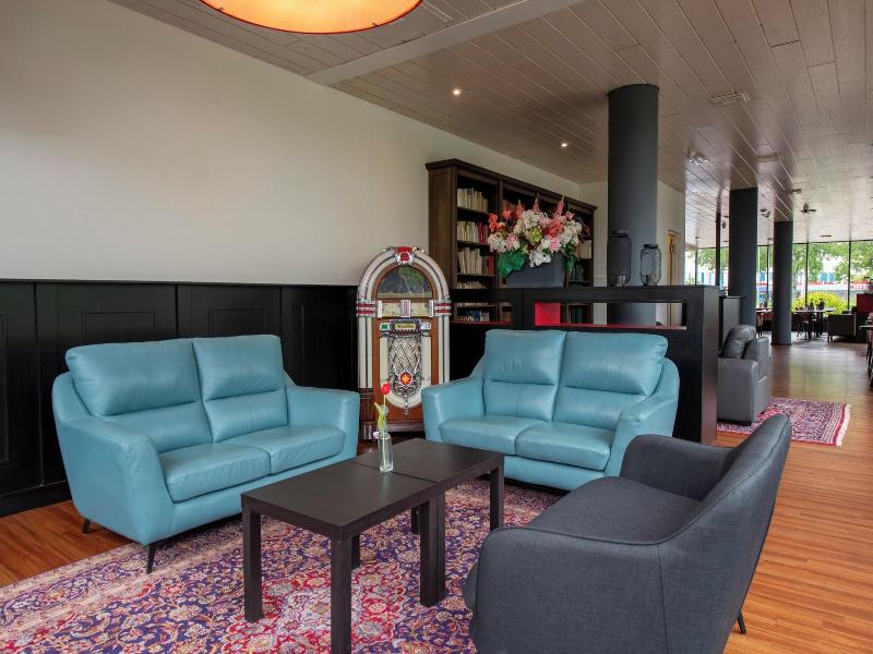 Bastion Hotel Almere image