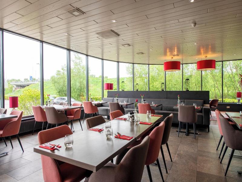 Bastion Hotel Almere image