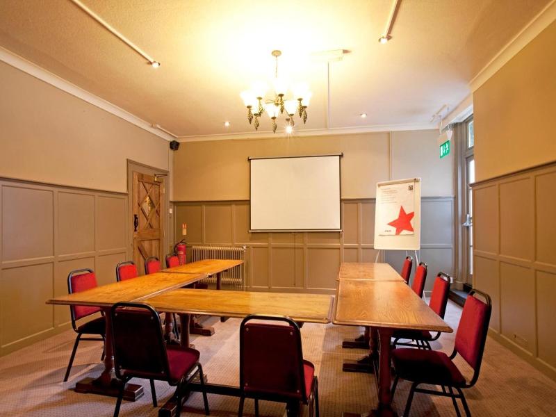 Cromwell Lodge Hotel image