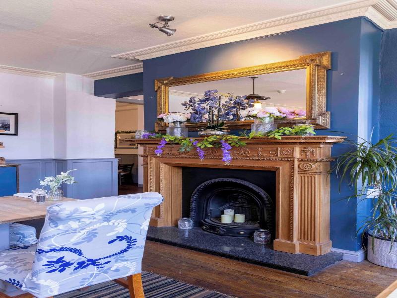 Cromwell Lodge Hotel image