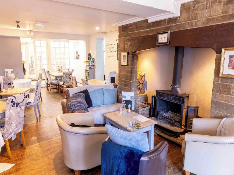 Cromwell Lodge Hotel image