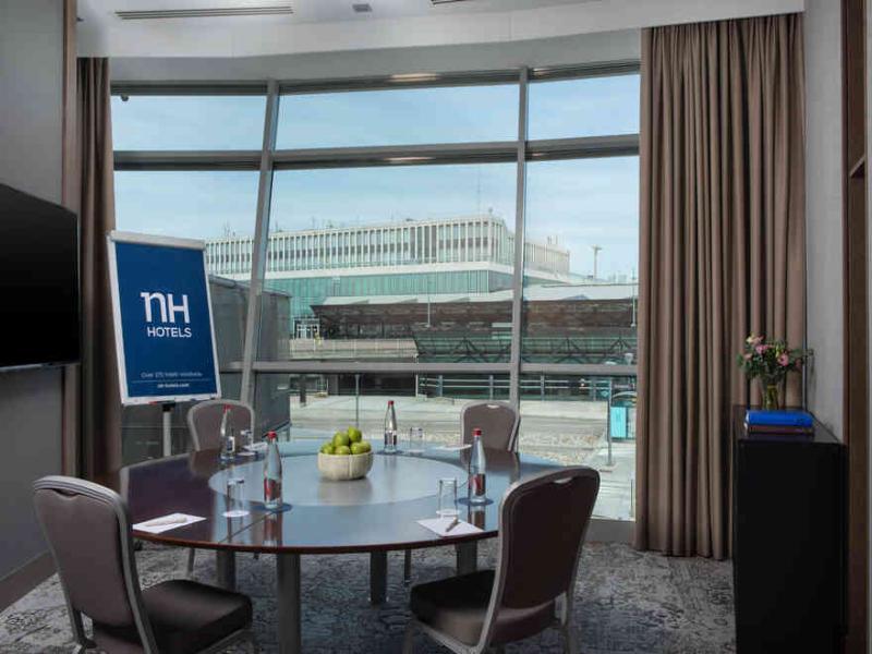 NH Lyon Airport image