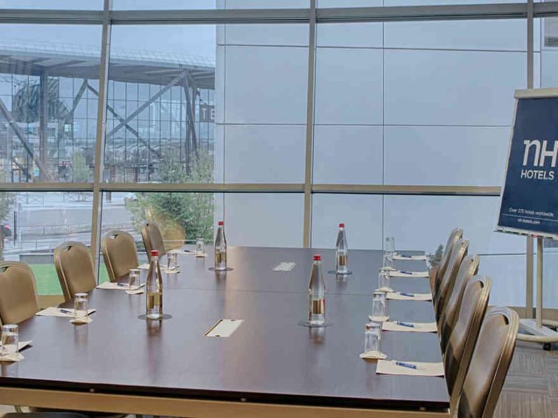 NH Lyon Airport image