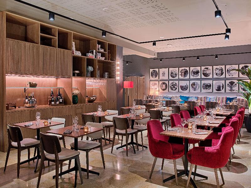 NH Lyon Airport image
