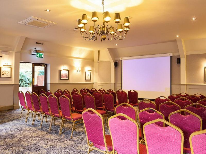 Ely Hotel image