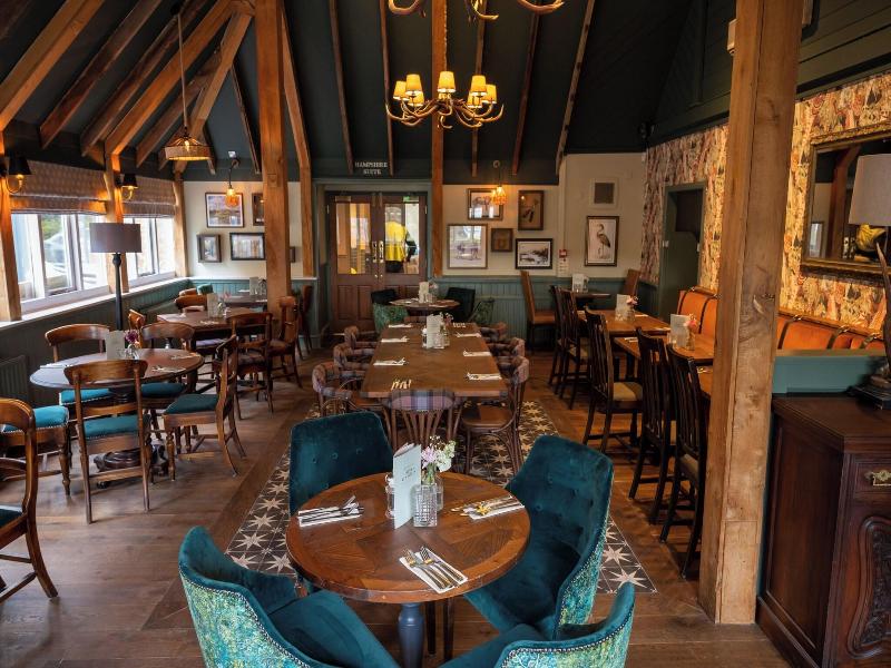 Ely Hotel image