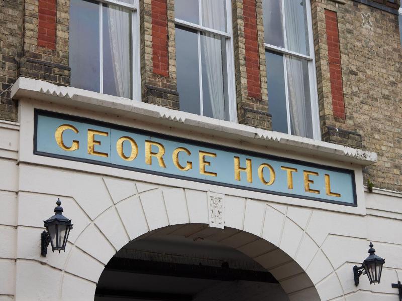 George Hotel image