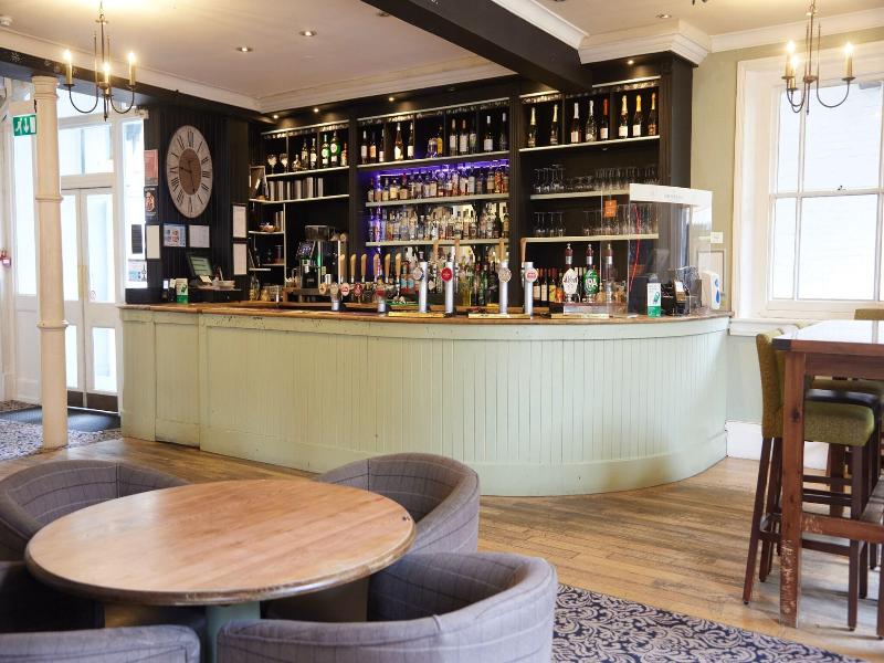 George Hotel image