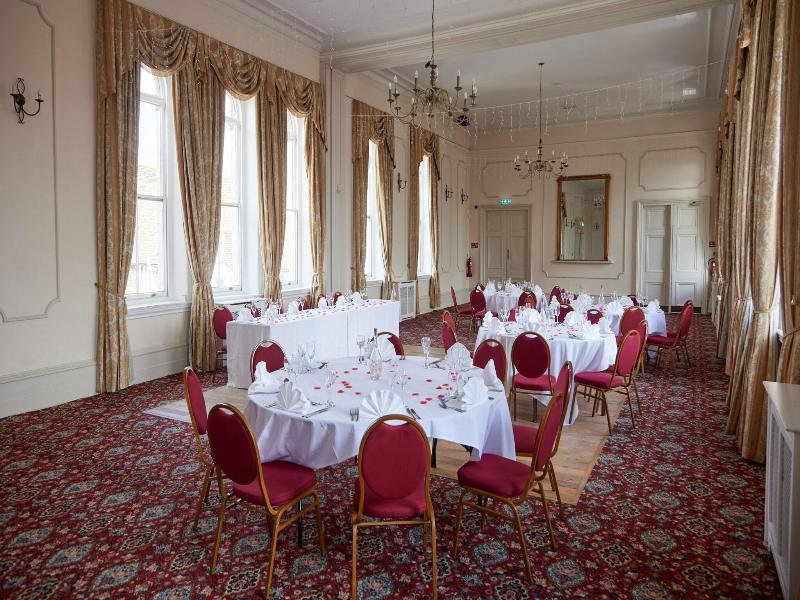 George Hotel image