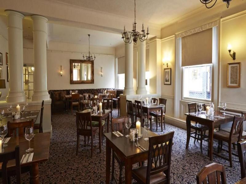 George Hotel image