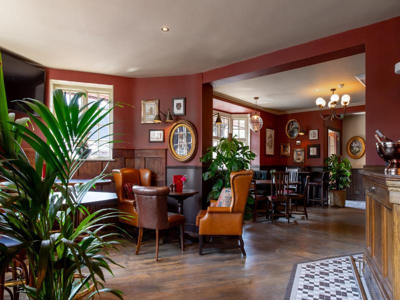 Red Lion image