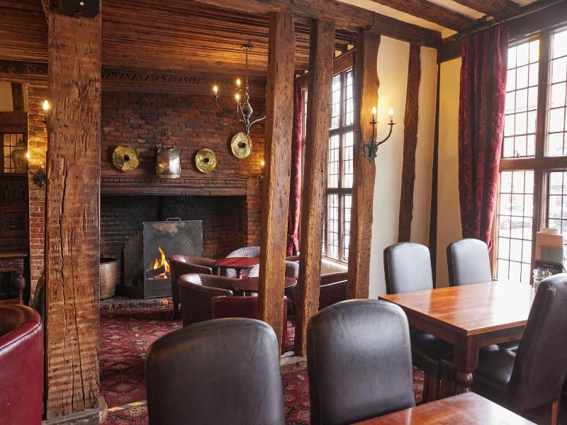 Bull Hotel image
