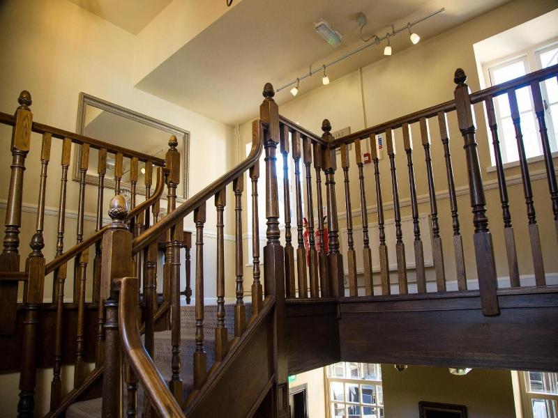 Saracen's Head Hotel image