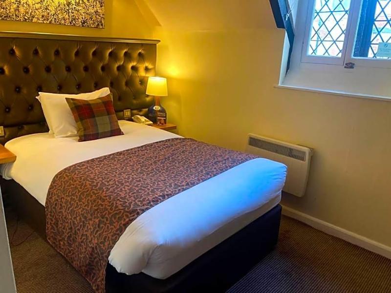 Saracen's Head Hotel image