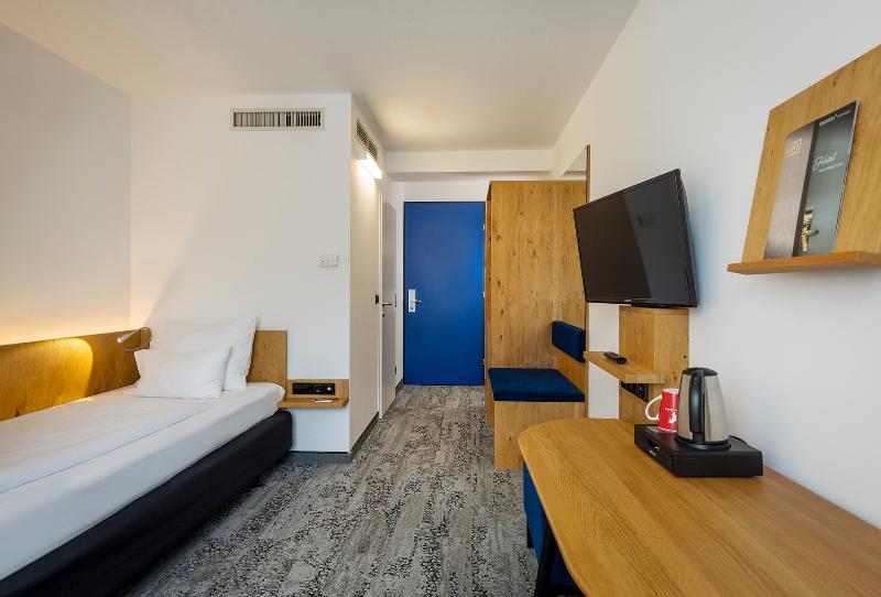 Arcotel Wimberger Vienna image