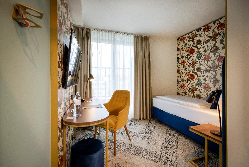 Arcotel Wimberger Vienna image