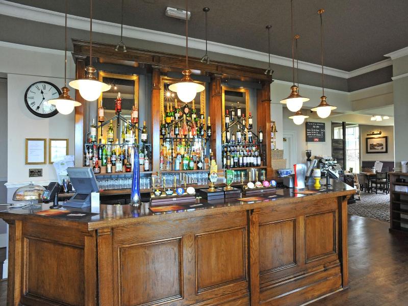 Royal Hotel image