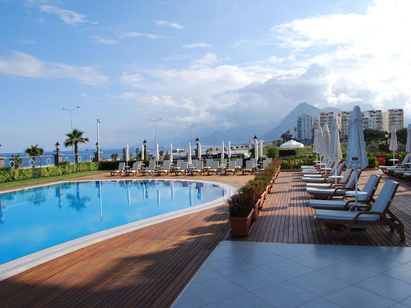 Crowne Plaza Antalya image