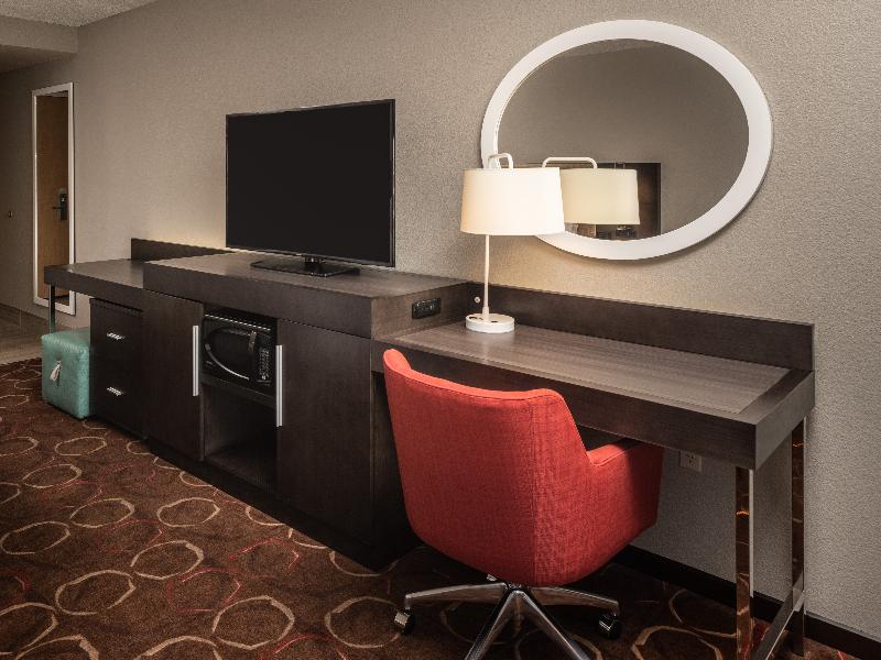 Hampton Inn Tropicana Las Vegas image