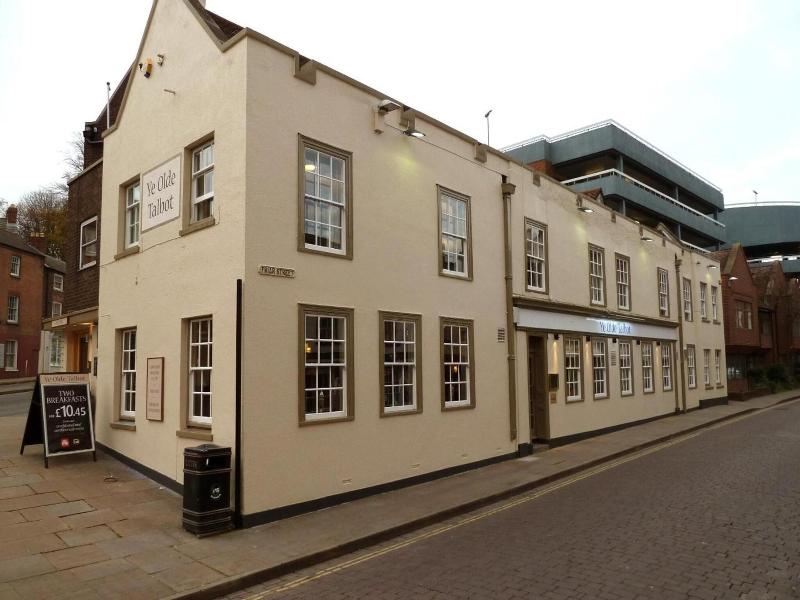 Ye Olde Talbot Hotel image