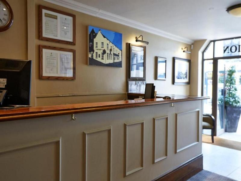 Ye Olde Talbot Hotel image