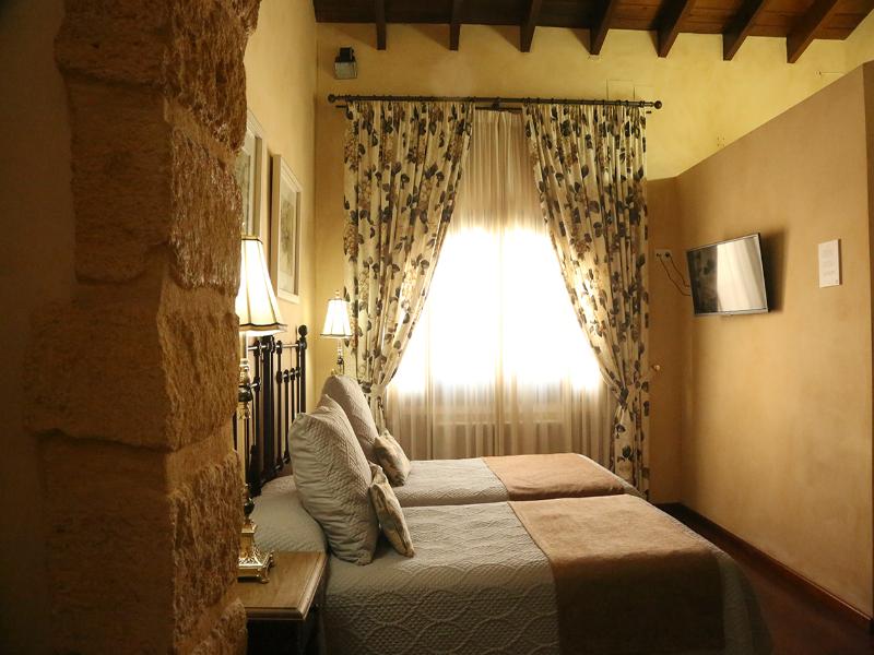 La Casona de Calderon image