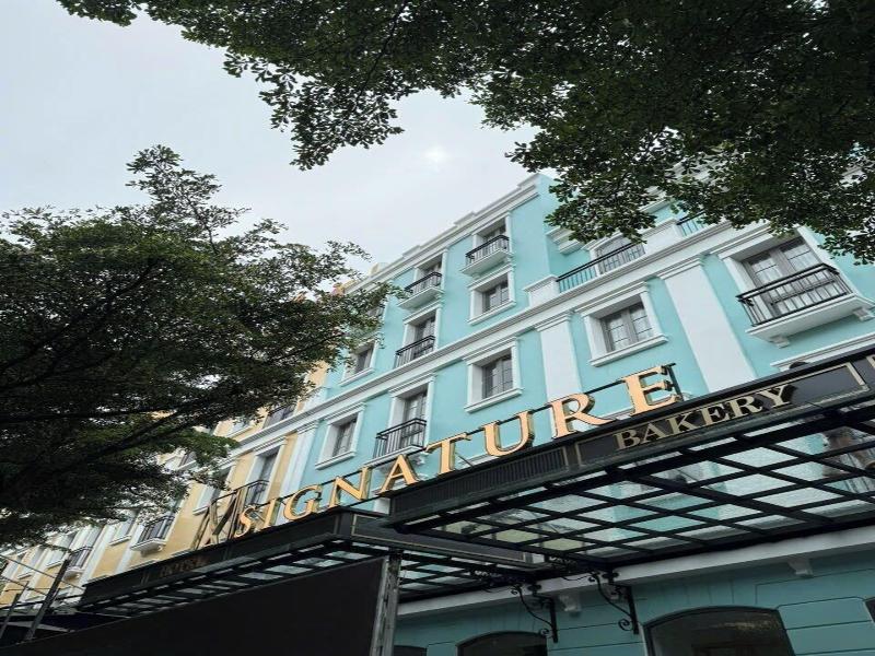 M Signature Hotel 3