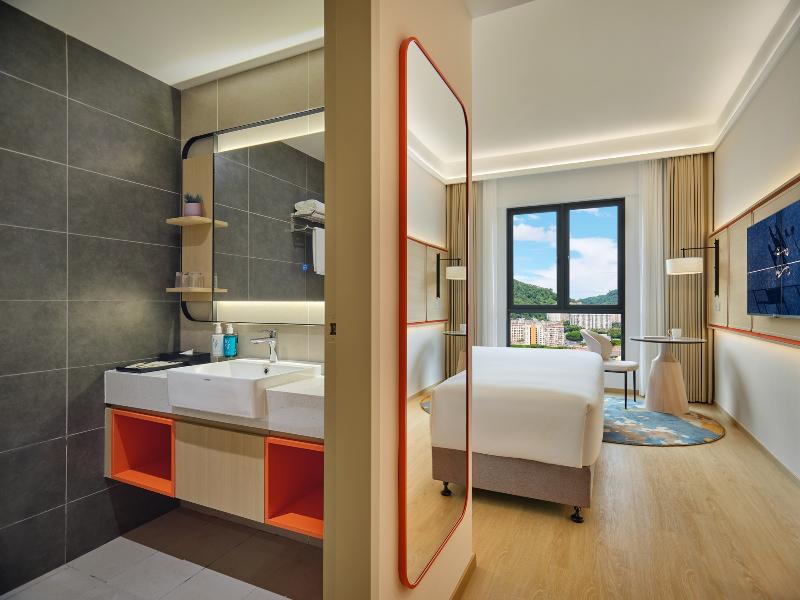 Harris Hotel & Conventions Sunshine Penang image
