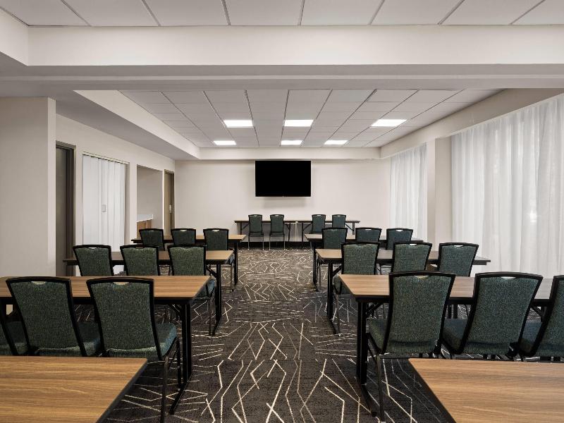 Hawthorn Extended Stay By Wyndham Nashville Airpor