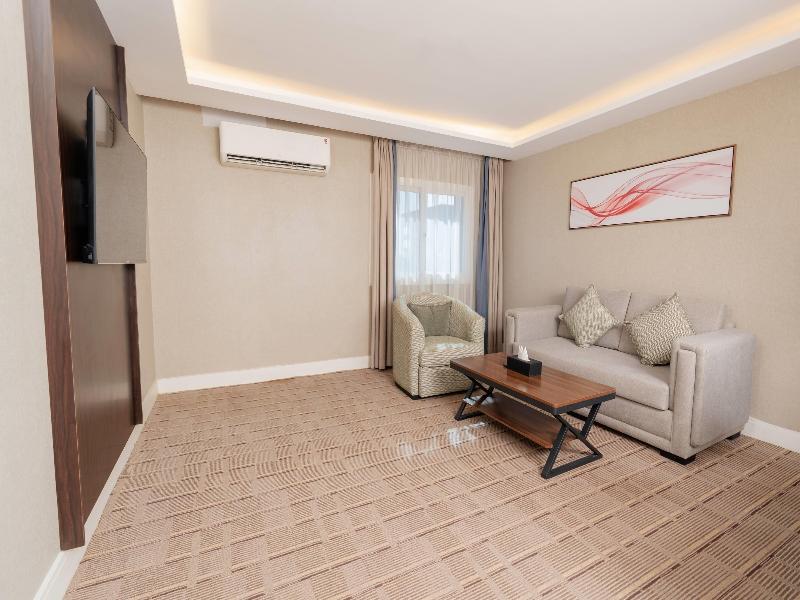 Howard Johnson by Wyndham Riyadh Al Nasiriyah image