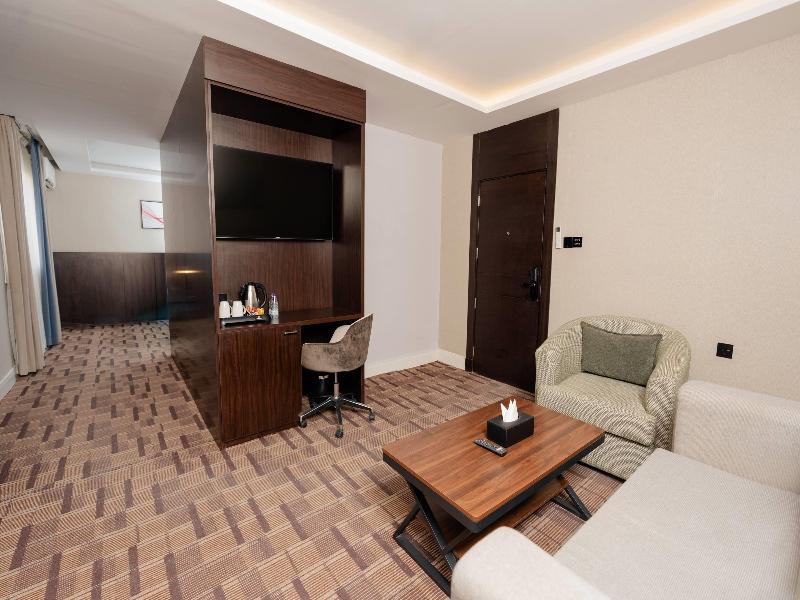 Howard Johnson by Wyndham Riyadh Al Nasiriyah image