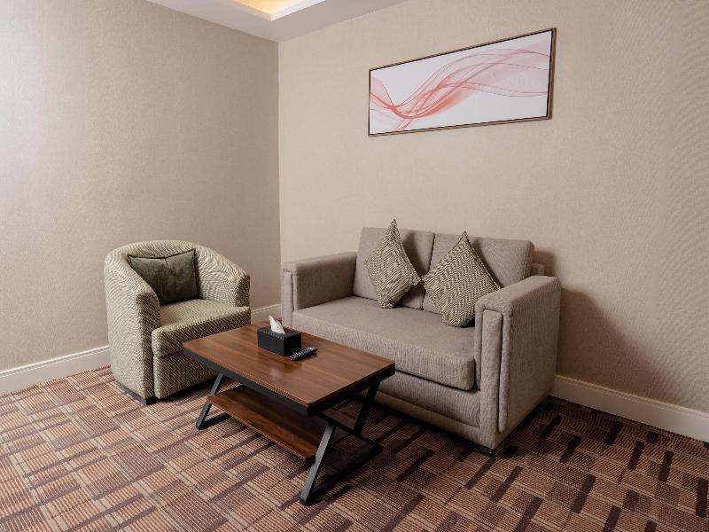 Howard Johnson by Wyndham Riyadh Al Nasiriyah image