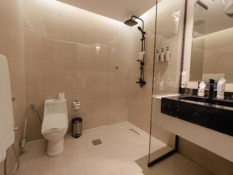 Howard Johnson by Wyndham Riyadh Al Nasiriyah image